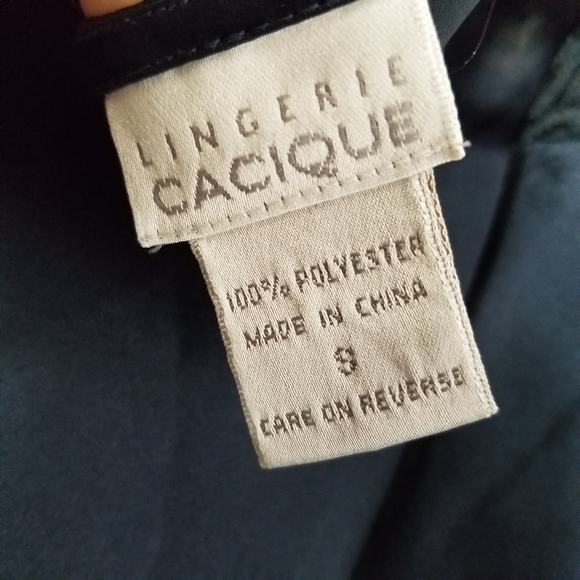 Vintage Cacique - Like New ladies teddy.  Gorgeous blue! - Picture 3 of 6